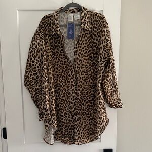 H&M NWT Leopard Print Button-Up Beachwear Coverup